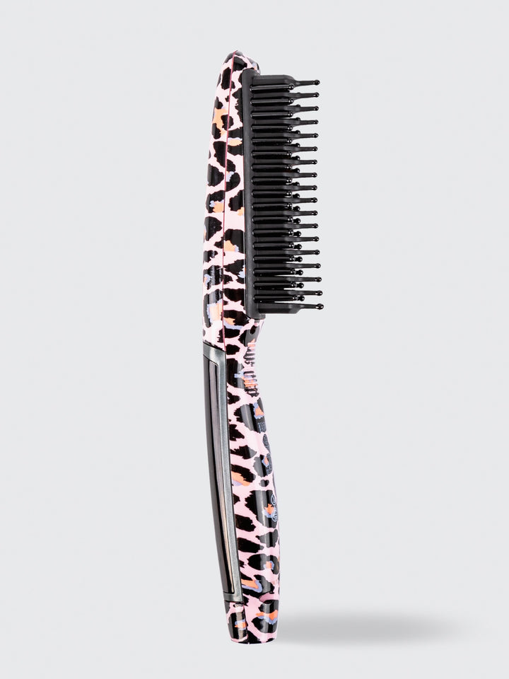 Vault Triangl Pro Heated Detailer Brush